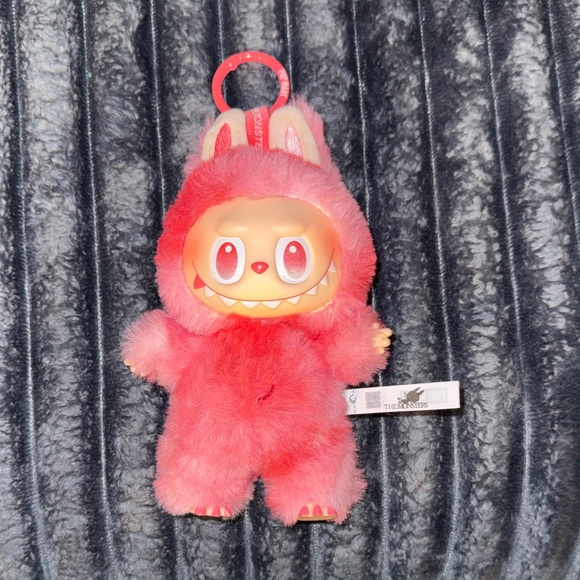 THE MONSTERS- Big Into Energy Series (Love) - Picture 1 of 4